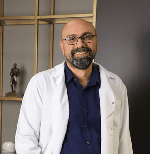 Doç. Dr. Ümit Alakuş